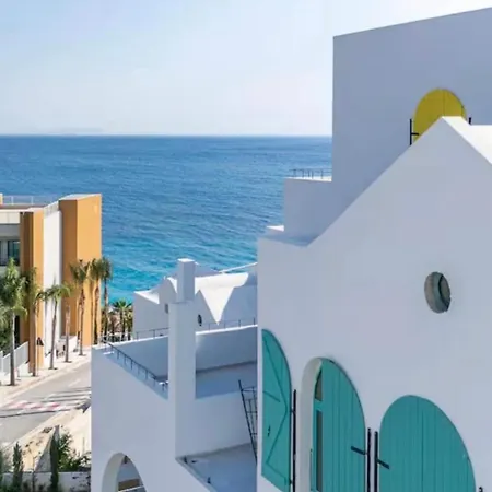 Sun - Iconic In Dhermi Sea * Gjilek